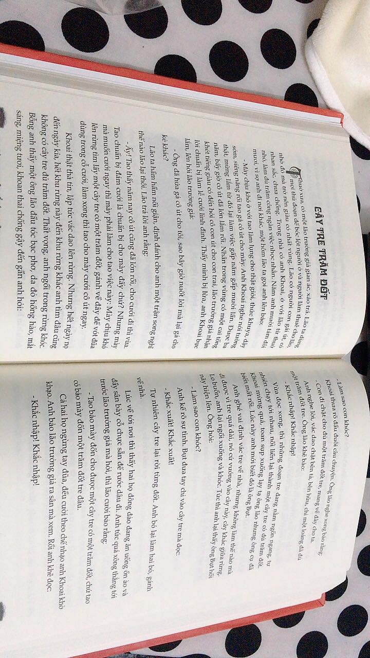 Rất hài lòng. Sách đóng gói cẩn thận. Bìa cứng, giấy in rõ ràng
