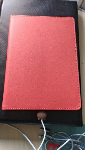 mua của shop HotPhuKien trên tiki này rất nhiều lần, lần nào cũng ok. còn về riêng bao da này thì giá rẻ, mà lại đẹp