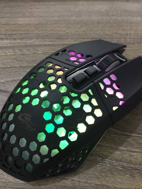 ôi nhìn phát ưng cái bụng lun ạ
chuột cứng cáp chuẩn chuột game
lại có đèn Led đổi màu siêu đẹp lun 
nên mua nên mua nhé mn ôi nhìn phát ưng cái bụng lun ạ
chuột cứng cáp chuẩn chuột game
lại có đèn Led đổi màu siêu đẹp lun 
nên mua nên mua nhé mn