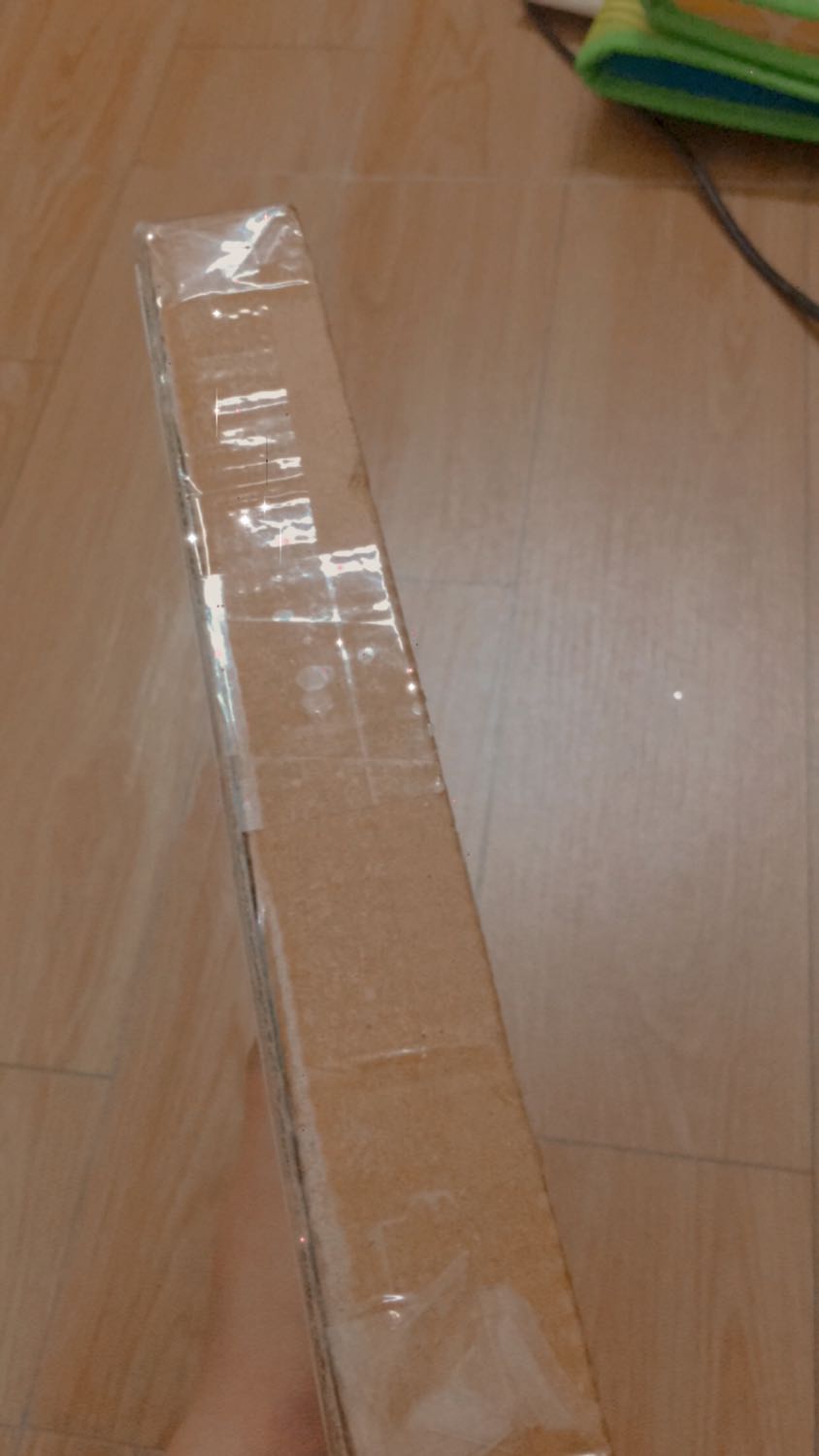 giao hàng nhanh rẻ có mình có inbox hỏi shop có bookmark kh shop nói có mình đặt liền giao hàng chắn chắc truyện hay nói chung là 10 sao mình chấm 10/10 luôn nhá.
À gói hàng rất chắc chắn nha nhận hàng mình vui cực luôn ấy 🙆‍♀️❤️