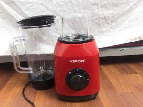 Mình nhận dk hàng rồi ,máy xay rất khoẻ
Có chế độ tự ngắt khi quá tải rất an toàn
Nên mua nha