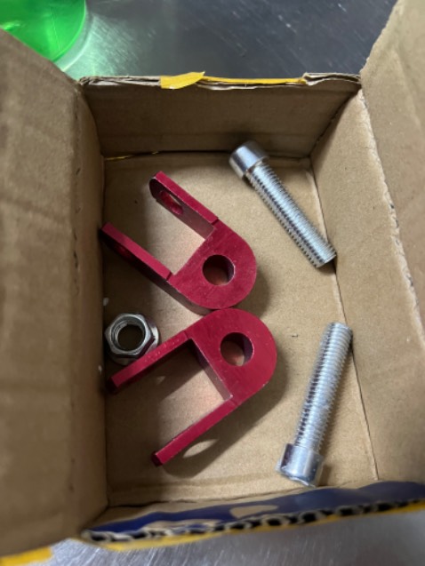 Thiếu mất con tán, hàng đóng k kỹ trầy tùm lum. Chán gì đâu lun :(