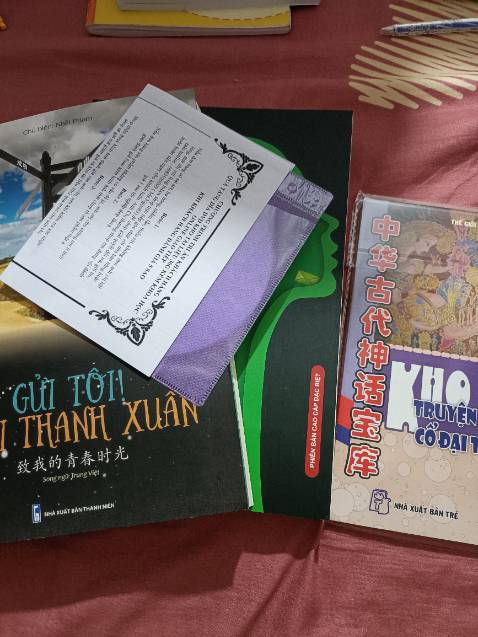 Giao hàng nhanh . Gói rất kỹ lưỡng. Sách nhận về rất ưng ý mình. Còn được tặng kèm dĩa CD nữa..  cảm ơn shop nhìu nhìu...🥰🥰