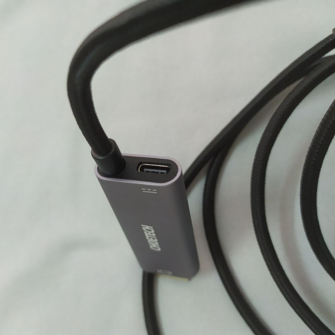 Sản phẩm dùng tốt, độ phân giải cao lên được 4k, có cổng Type-c phụ để cắm sạc nữa, dây dù chắc chắn, nói chung rất ok Sản phẩm dùng tốt, độ phân giải cao lên được 4k, có cổng Type-c phụ để cắm sạc nữa, dây dù chắc chắn, nói chung rất ok