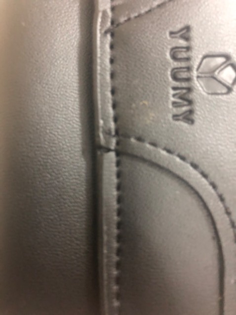 Cai nào cung ok trừ cái này 150k mà có dấu lung lổ