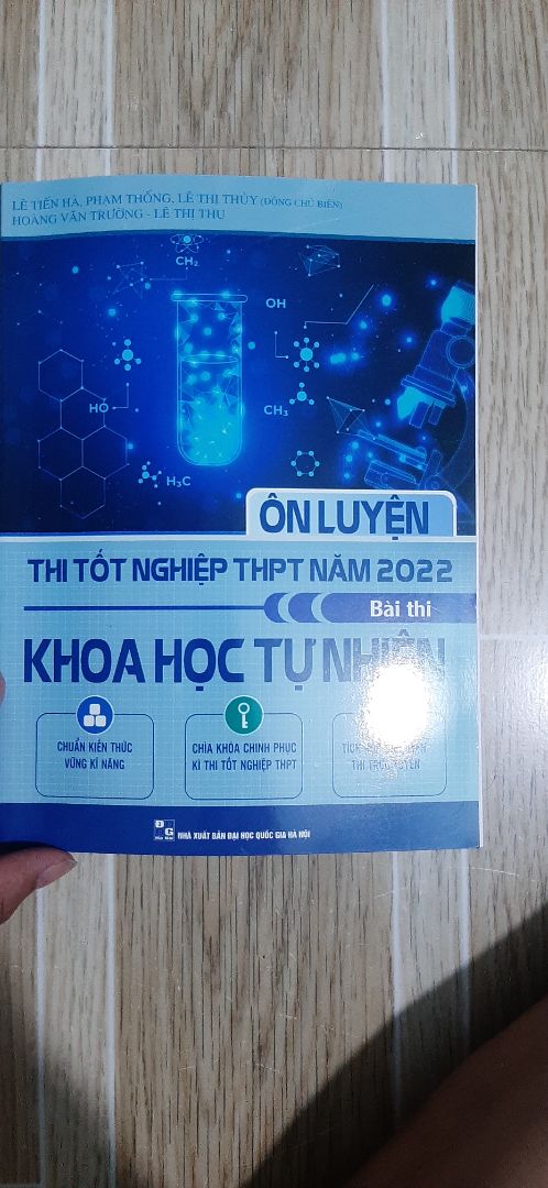 Sách hay có nhiều bt VD. Nên học có chọn lọcm Web làm bài kt nhiều đề làm hết trên đó có thể cổ vũ bn lấy điểm 8 trở lên