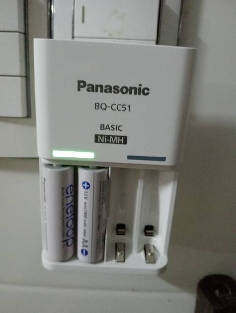 Sản phẩm chất lượng tốt , bộ sạc đầu do lổi nhà sx nhưng sôp đã đổi bộ khác rất ok