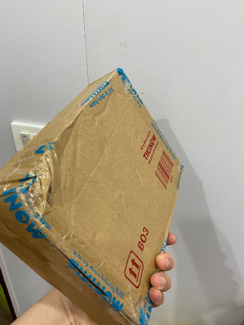 Truyện thì đắt mà đóng gói xong ship gãy cấn gáy như này, bao giờ mới cải thiện hả tiki