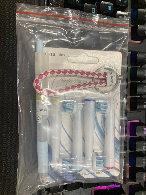 Đóng gói đẹp, cẩn thận. Lại còn tặng quà. Tks shop!