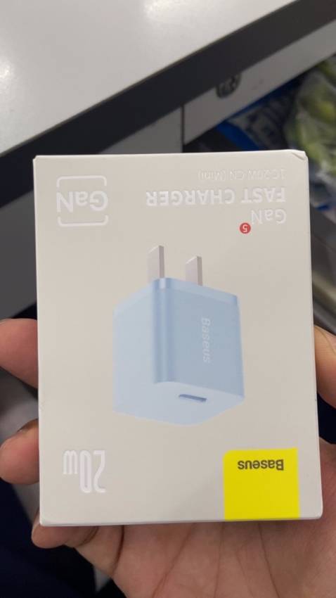 Giao hàng nhanh chất lượng hàng chính hãng nên rất yên tâm sẽ ủng hộ