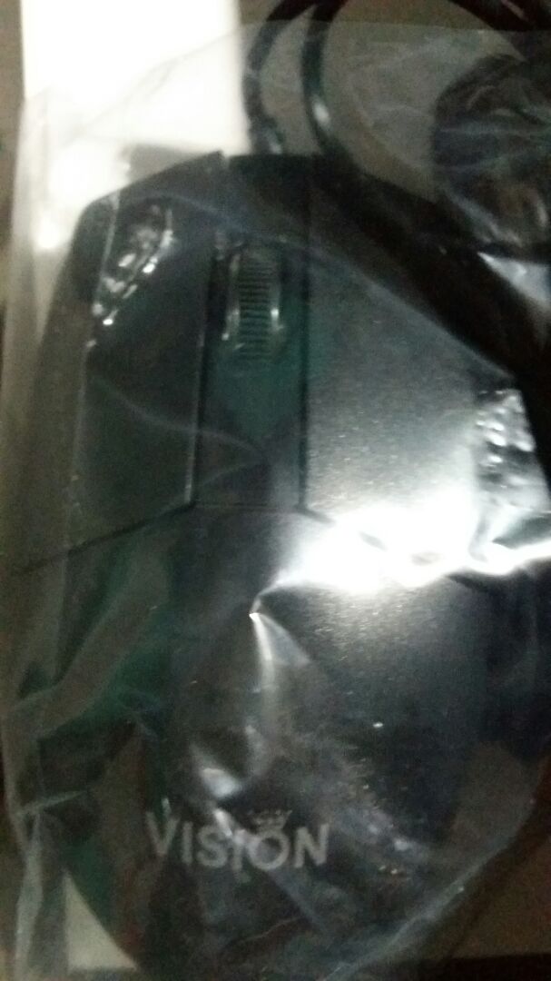 đóng gói kỹ càng.thử bấm thì chuột rất nhạy. nhưng để dành chưa sử dụng