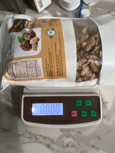 Cân bị hỏng không dùng được!