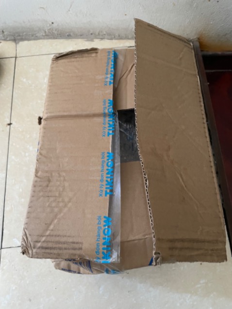 Đóng gói sơ sài, móp méo thùng