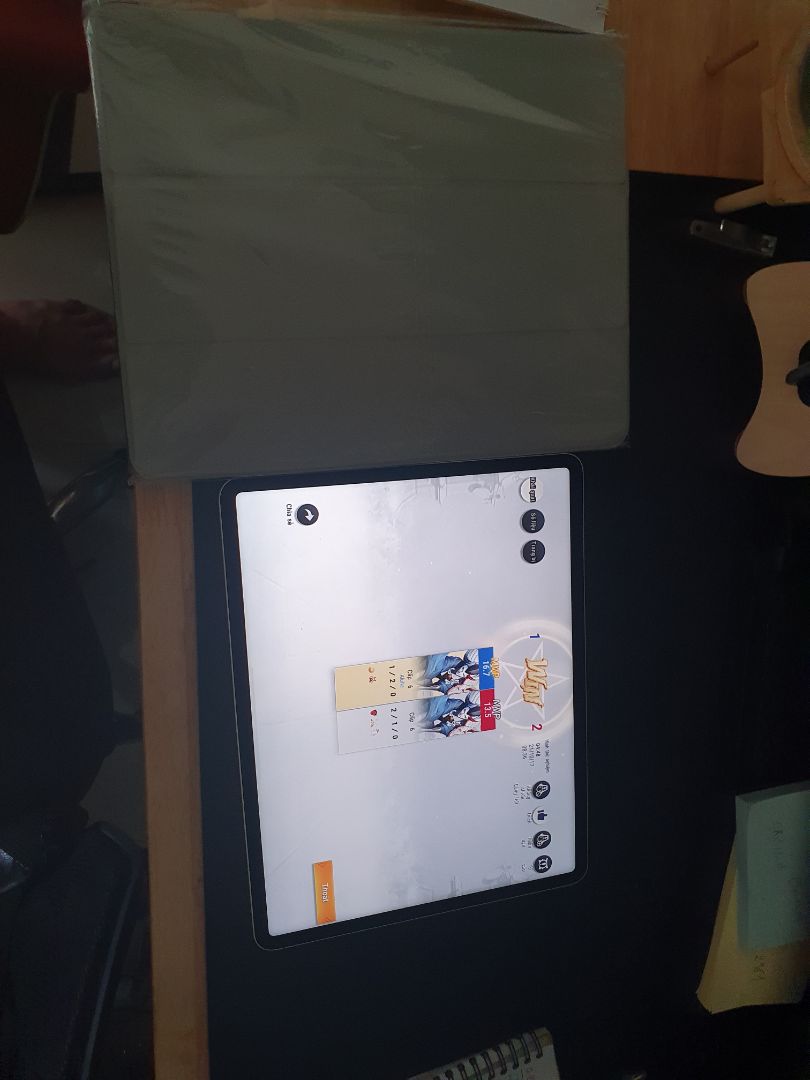 Case rất chắc chắn, hàng nguyên seal. Cảm ơn