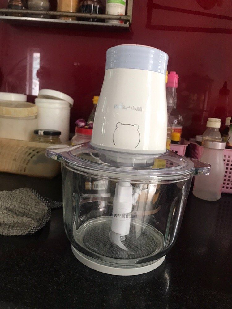 Đầu tiên mình nói về cách phục vụ của shop này, 2 từ là tuyệt vời rất chuyên nghiệp, chủ shop nói Tiếng Anh rất giỏi mình rất ngạc nhiên. Shop rất chuyên nghiệp.
Sản phẩm giao nhanh, đóng gói chắc chắn, màu rất đẹp nha, xay tốt, thiết kế trang nhã...nói chung đẹp 10 điểm nà....mọi người ủng hộ shop nha, anh chủ rất đẹp zai...hihi