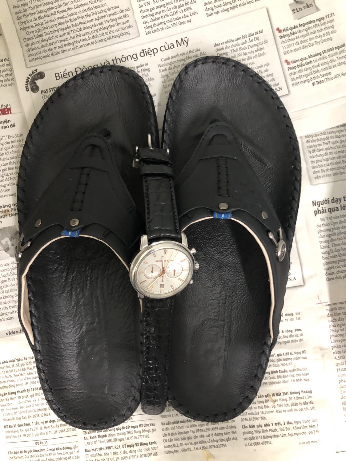 Trước kia có mang 1 đôi kiểu này cực kỳ bền của Shop lun. Mới hư. Nay đặt mua lại cực kỳ vừa ý. Dép chắc chắn