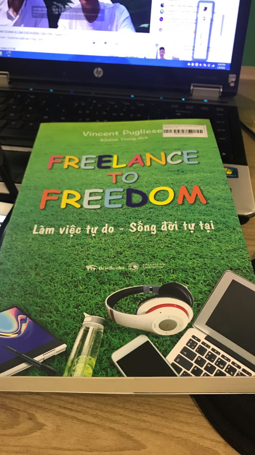 Sách rất hay , nói về định hướng nghề nghiệp và mọi mặt trong cuộc sống của mình giúp cho mình có thể nhìn mọi việc đơn giản nhẹ nhàng hơn . Giành thời gian cho mình , gia đình . Thiết kế cuộc sống đang mơ ước
