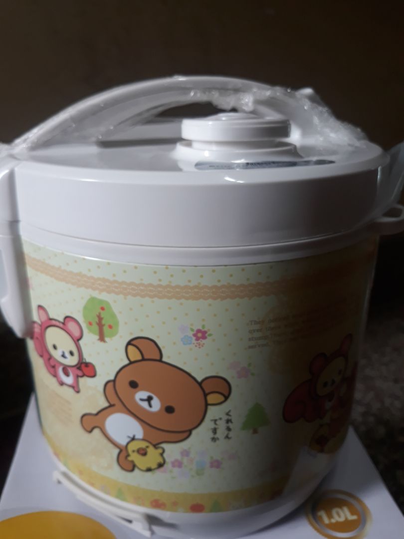 Nồi nhỏ vừa cho gđ 2, 3 người. Mẫu mã đẹp dễ thương. 
bao bì cẩn thận, giá cả phù hợp cho người lao động thu nhập thấp. cảm ơn