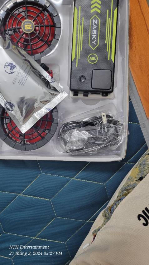 Giao hàng nhanh, chưa *** pin nhưng hy vọng ổn Giao hàng nhanh, chưa *** pin nhưng hy vọng ổn