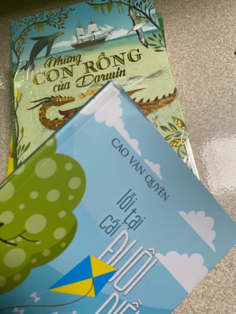 Một cuốn sách với những truyện ngắn rất dễ thương dành cho thiếu nhi.
 Duy nhất không thích cách bọc gói của Tiki, làm sách bị móp ở gáy :(