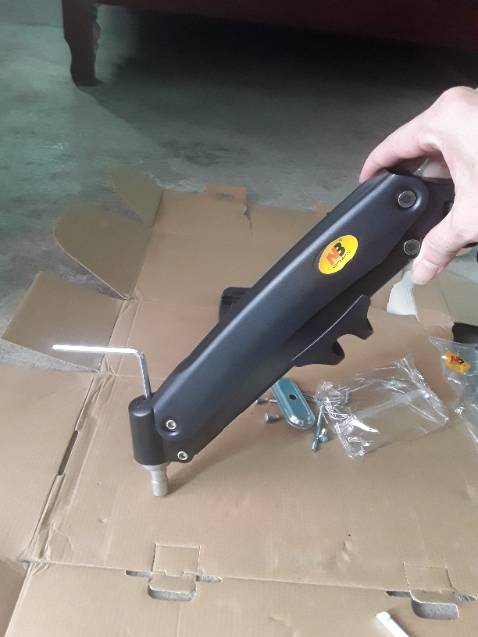 Mình gặp vấn đề và được Shop tư vấn nhiệt tình. Vấn đề đã giải quyết xong. Xin lỗi shop vì chưa hỏi shop mà đã đánh giá 1 sao ngay. Hàng tốt nên mua. Trong tương lai sẽ mua hàng ở shop.