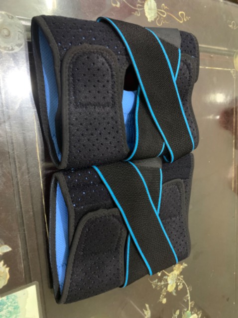 Đúng là hàng chính hãng, dày dặn, chất lượng ok nhưng dùng vào mùa hè thì rất nóng, 😁