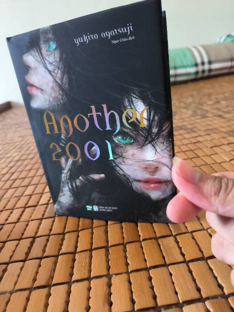 Sách đẹp, đóng gói cẩn thận, không gãy, móp cạnh.