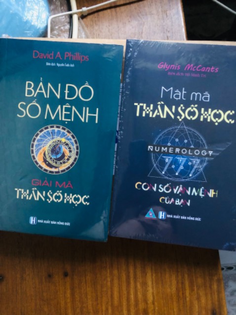 Sách bọc kỹ . Tốt