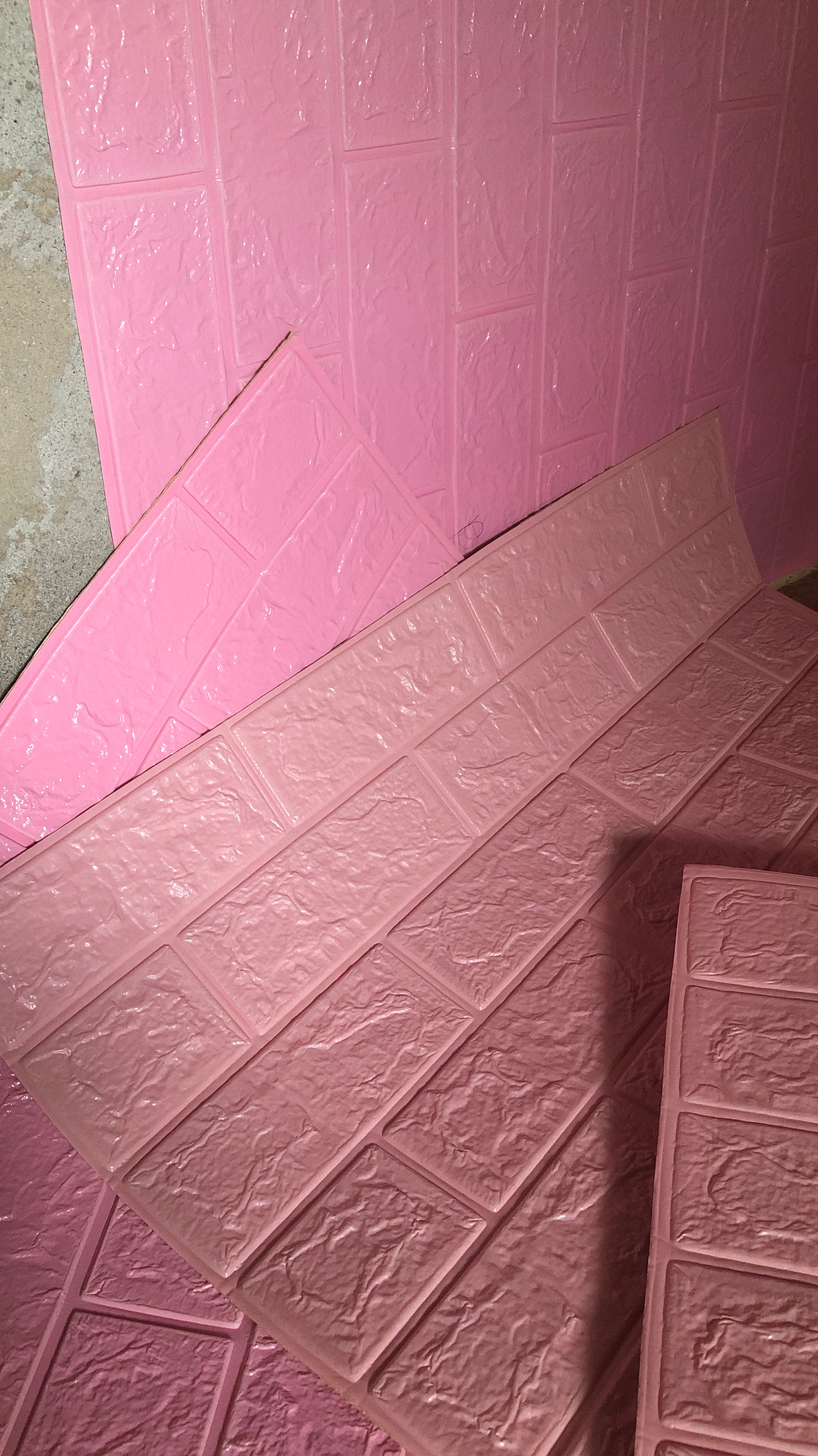 Shop chơi xấu. Tôi mua màu hồng đậm thì gửi ý đk 5màu Hồng đậm, còn lại 7màu Hồng nhạt. Màu Hồng nhạt mỏng hơn, để hơn. Shop làm ăn quá tệ. Hết hàng thì chát hỏi khách, hoặc gọi điện báo. Làm ăn quá tệ. Đáng 1 sao