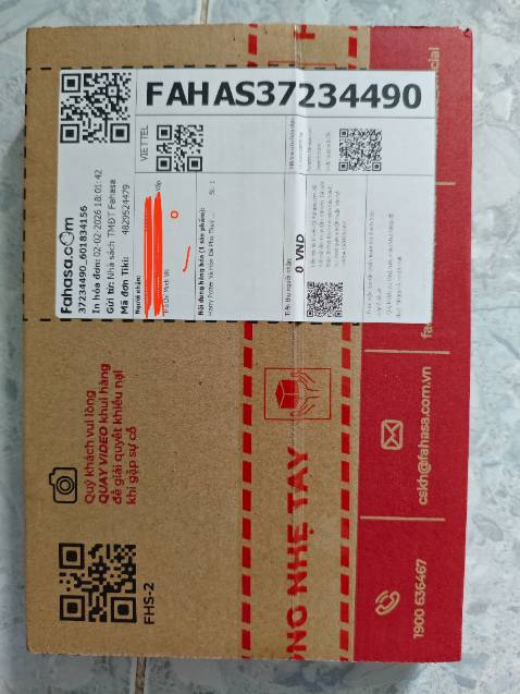 Nội dung thì không cần nói nhiều. Vấn đề nằm ở chỗ cái hộp đựng cuốn sách. Tôi không thể mở toác, cũng không thể cắt xé và nhiều cái không thể khác. Fahasa đóng và gói cái hộp quá tuyệt. Thanks !!