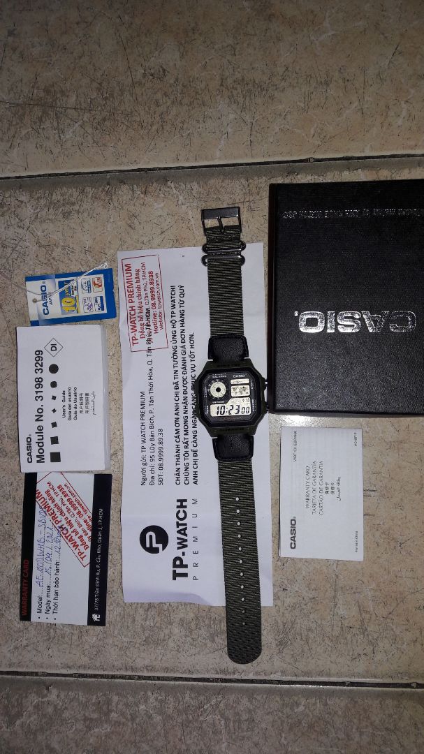 đồng hồ đẹp. hộp niêm phong tránh bị mở. shop chu đáo. rất hài lòng và chuyên nghiệp...))))