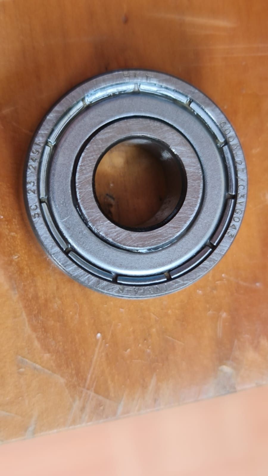 Giao hàng nhanh, hàng đúng chuẩn hãng, chất thép dày dặn, shop hỗ trợ xuất hóa đơn VAT dù mua 1c, 5*