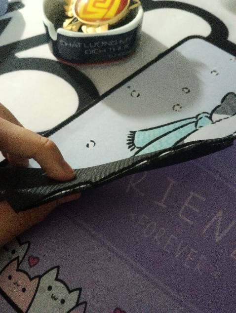 Ưu điểm là màu đẹp ko lem, đặt tay va đi chuụôtlên rất thỏai mái

Nhuợc điểm là  hàng giao đến bị rách 2 đầu sau đó đổi trả lại thị ko nhận được sản phẩm hòan thiện mà nhận lại cái lỗi