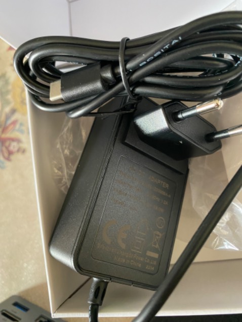 Nhỏ gọn chạy mượt mà , xem phim , nghe nhạc, office: Ok