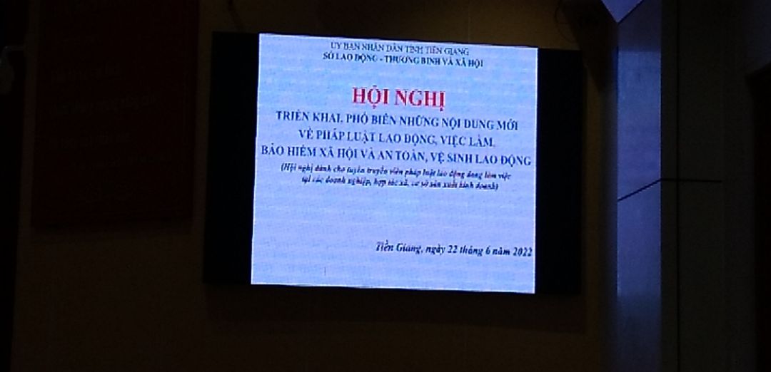 Sách nội dung rất hay, trình bày đẹp, giao hàng nhanh, bao bì gọn gàng, an toàn, chất lượng dịch vụ rất tốt. Sách là một bầu trời tri thức bổ ích. Chấm Tiki 9.5đ