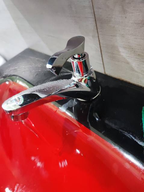 Ro bi nê bị thủng lỗ, gắn vào mới thấy!