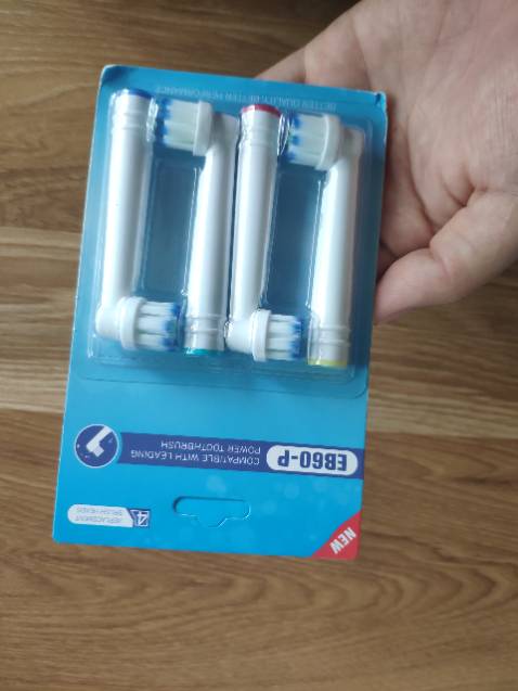 Dùng thích cước rất mềm không gây đau răng lợi gì cả, sạch vẫn sạch kin kít, Kết hợp thêm vài đầu nữa là khỏi lo  gì cả. Nói chung hài lòng