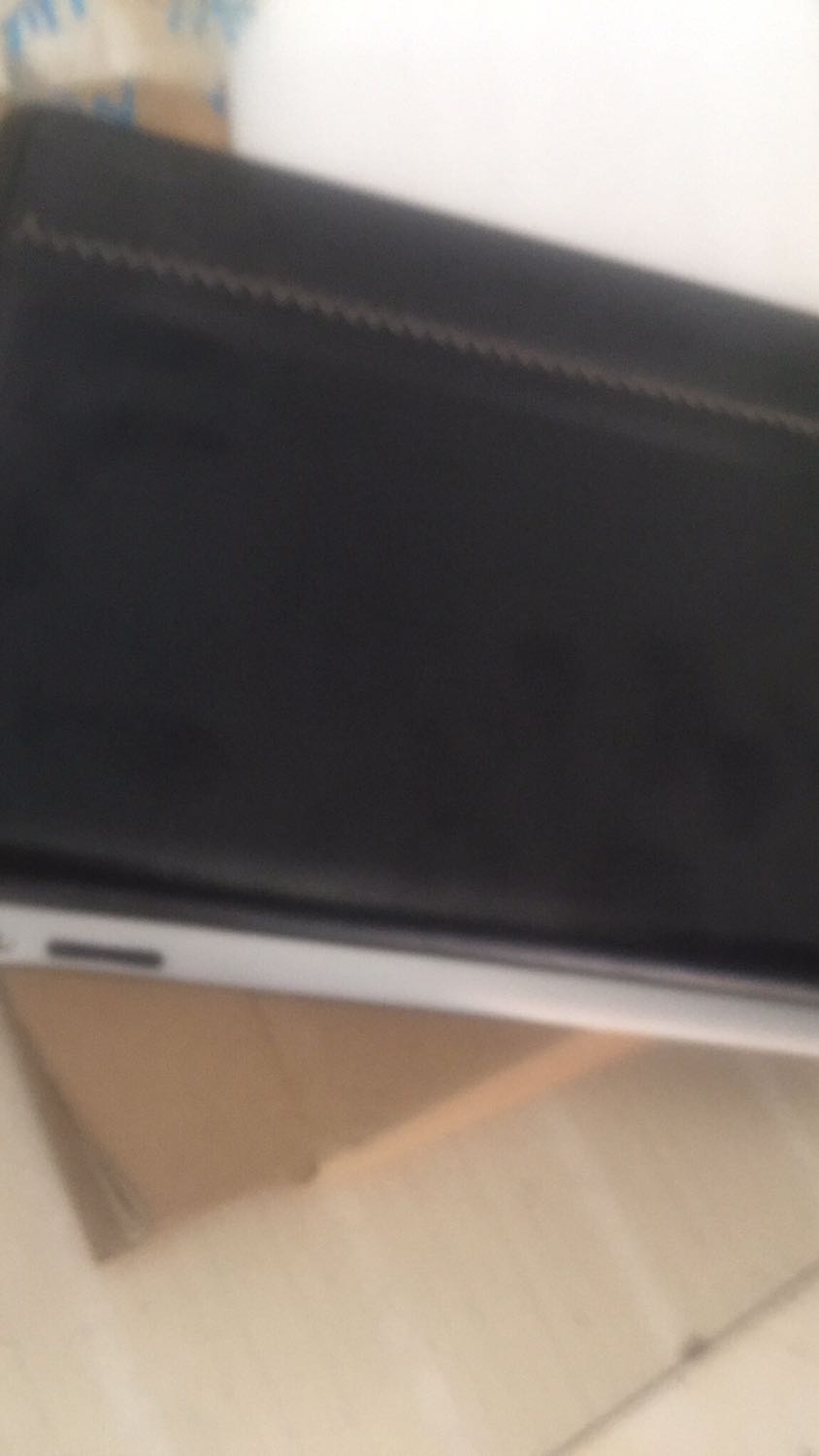 Bao da khác loại không phải iPad 3 nên ko vừa mong tiki đổi lại