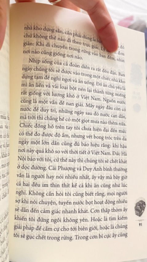 Lần đầu mình mua phải quyển sách có chất lượng in tệ như này ạ, thực sự ko hài lòng