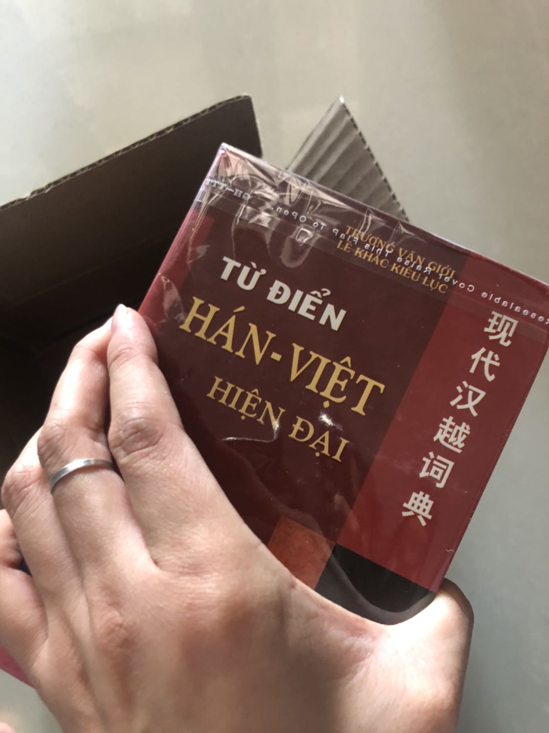 Giao đúng hàng, nhanh, đúng hạn, từ điển mới đóng gói oke