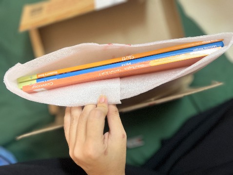 Đóng gói cẩn thận. Sử dụng app để nghe