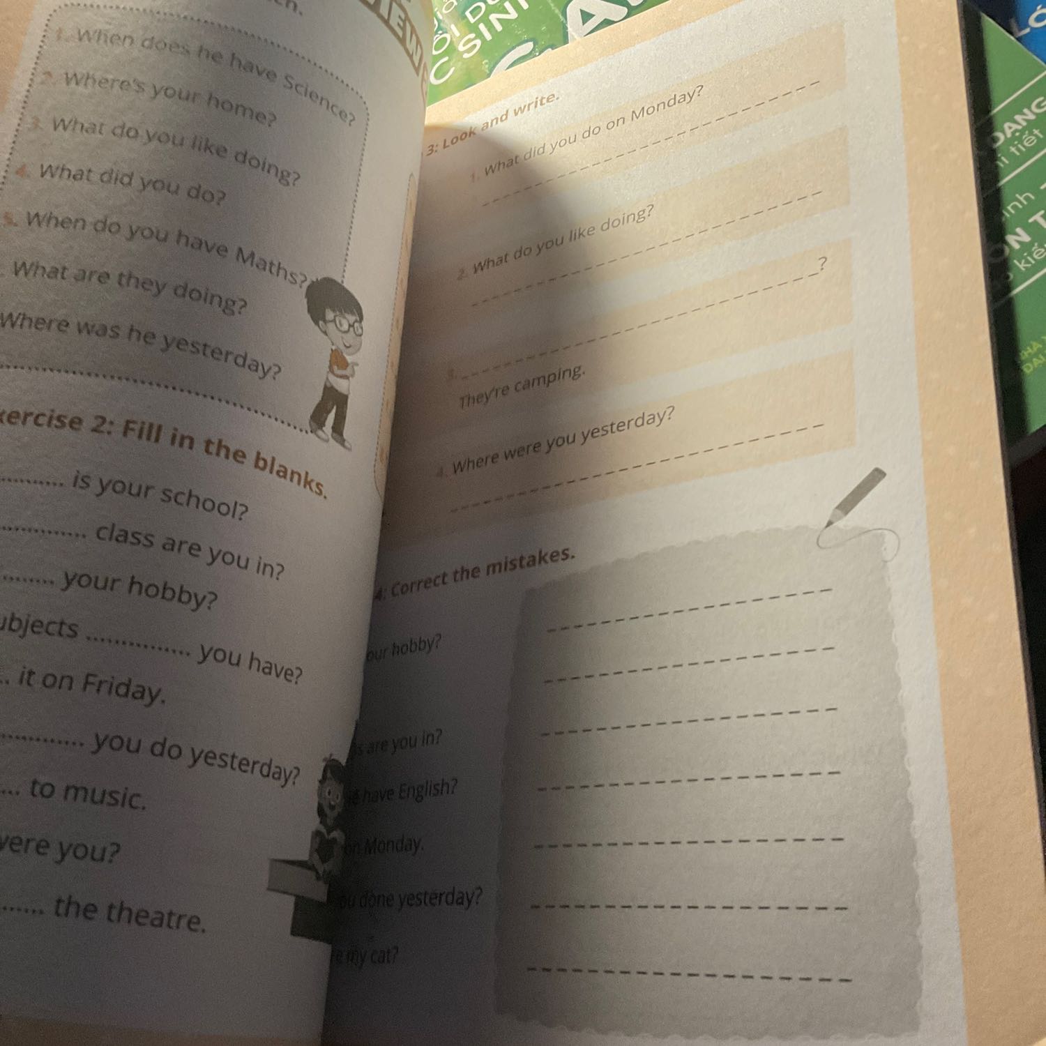 Sách này sẽ rất thích hợp cho em mình đây
Đóng gói ko kĩ nhưng sách đến tay rất ổn