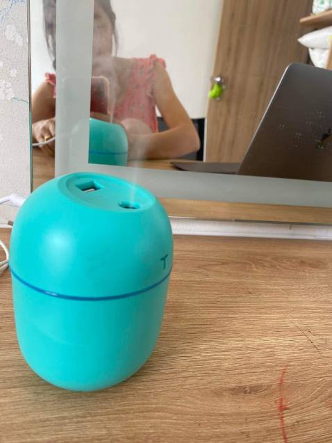 Đúng loại nguyên chất rất thơm và  nóng. Tôi lấy vài giọt xông phòng thôi mà thơm ngát muỗi bay đi hết. Ngoài ra tôi còn bỏ vào chai xịt để xịt lủ kiến hiệu quả kinh kiến quéo râu hết luôn.