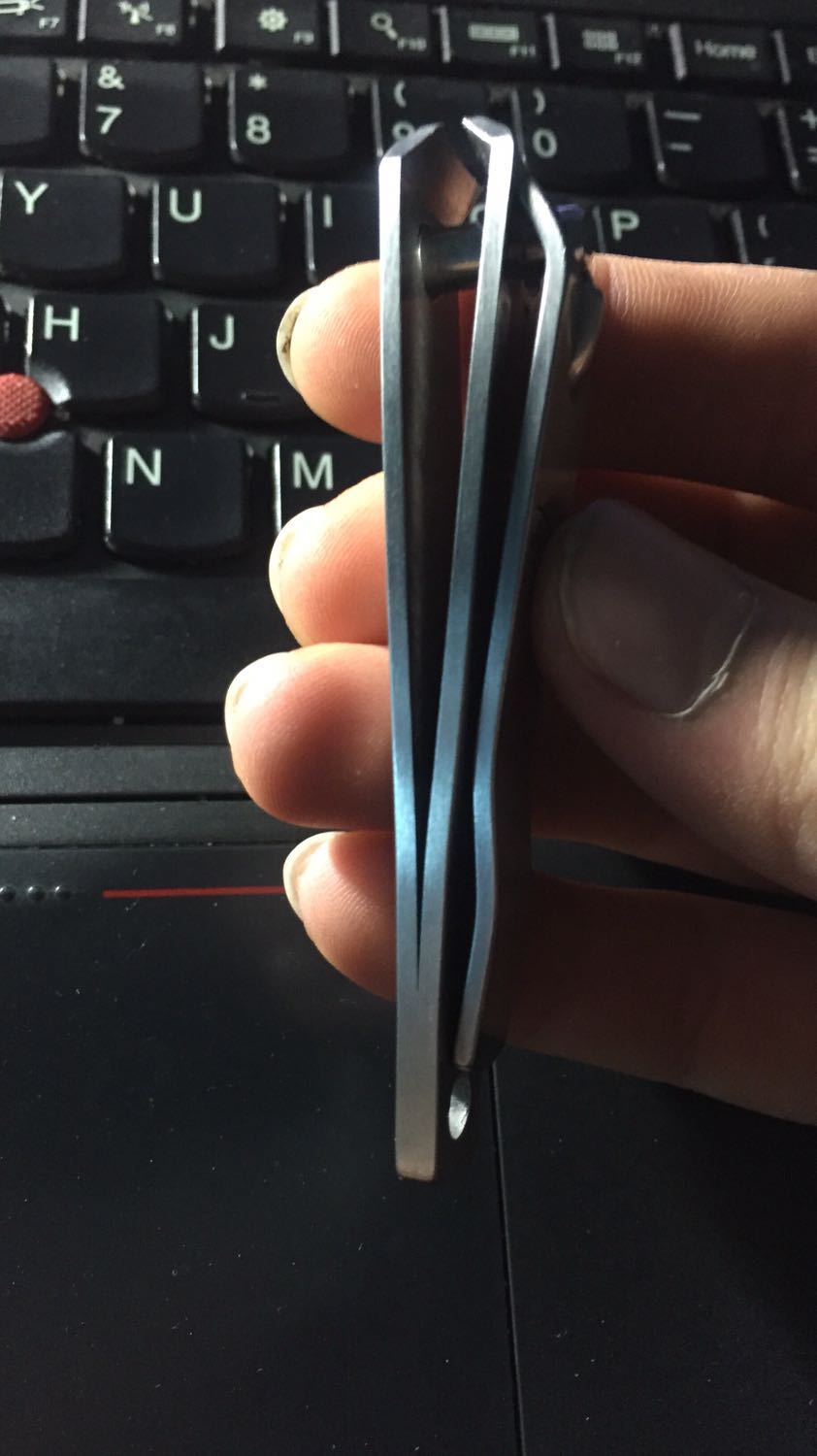 Hàng chất lượng, bấm to, sắc, lúc bấm rất nhẹ xoay cũng dễ dàng xứng đang với giá tiền, lần sau có cơ hội sẽ ủng hộ tiếp