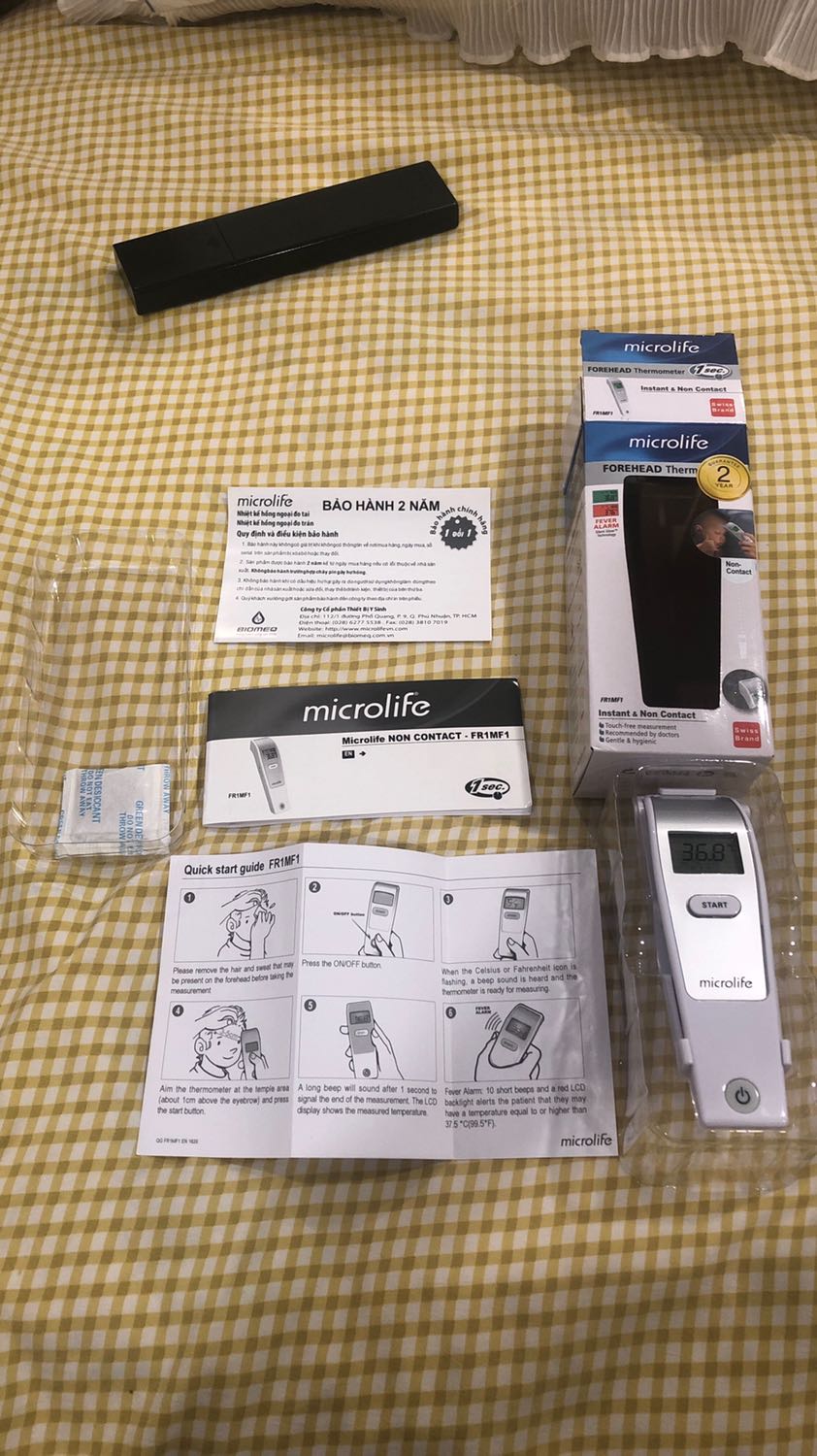 Fr1mf1 model:,Hàng nguyên hộp đầy đủ máy, hướng dẫn, bảo hành 2 năm, pin. Cặp nhiệt kế thử và so với nhiệt kế microlife thì lúc thì như nhau lúc thì chênh 0.1-0.3 độ. Đo cùng 1 chỗ thì chênh 0.1-02 độ. Nói chung với nhiệt kế hồng ngoại thì vậy là rất chính xác. Nói chung hài lòng, đáng 5 sao. Hy vọng sẽ dùng bền k vấn đề j