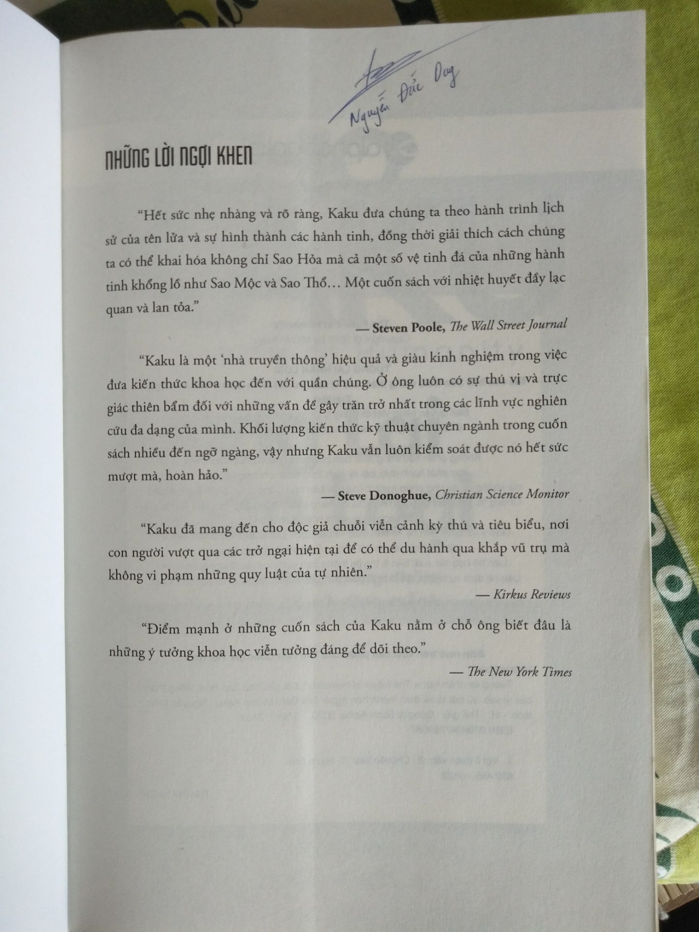 giao hàng nhanh đóng gói ok. chất liệu giấy ổn