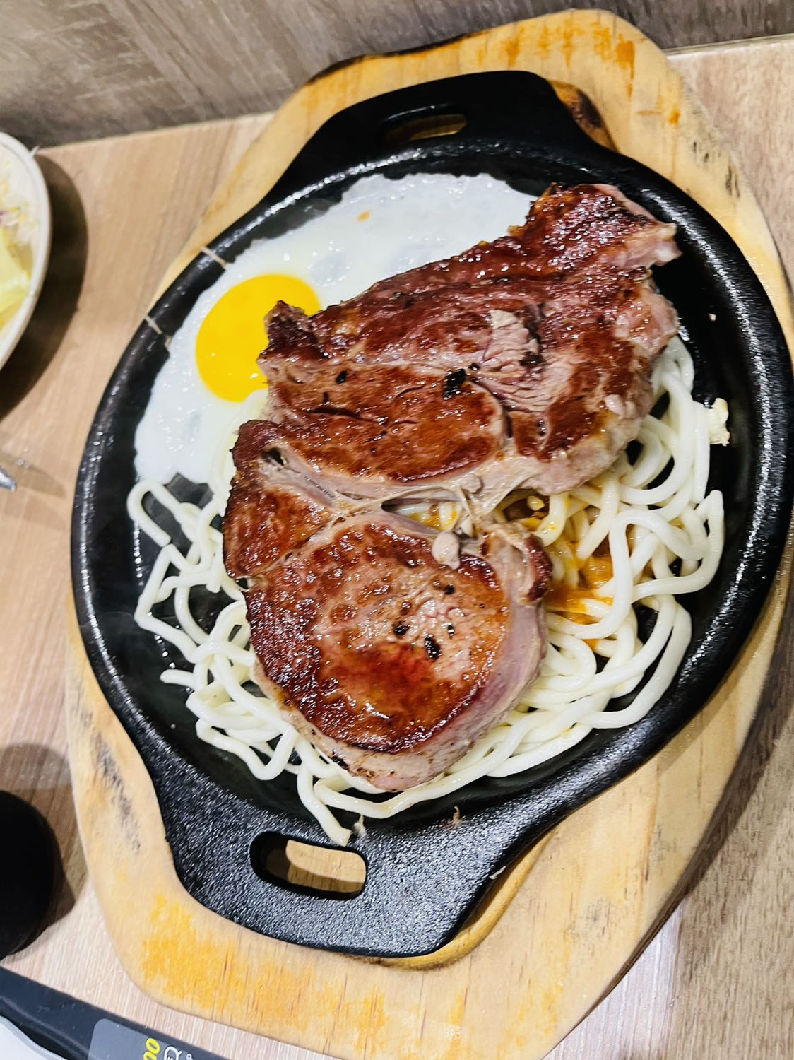 Bận quá chưa có tgian chụp ảnh nhưng sp rất okie ạ ^^