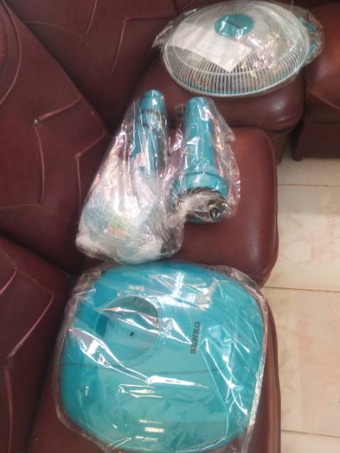 Sản phẩm tốt, dịch vụ người bán tốt, giao hàng tốt