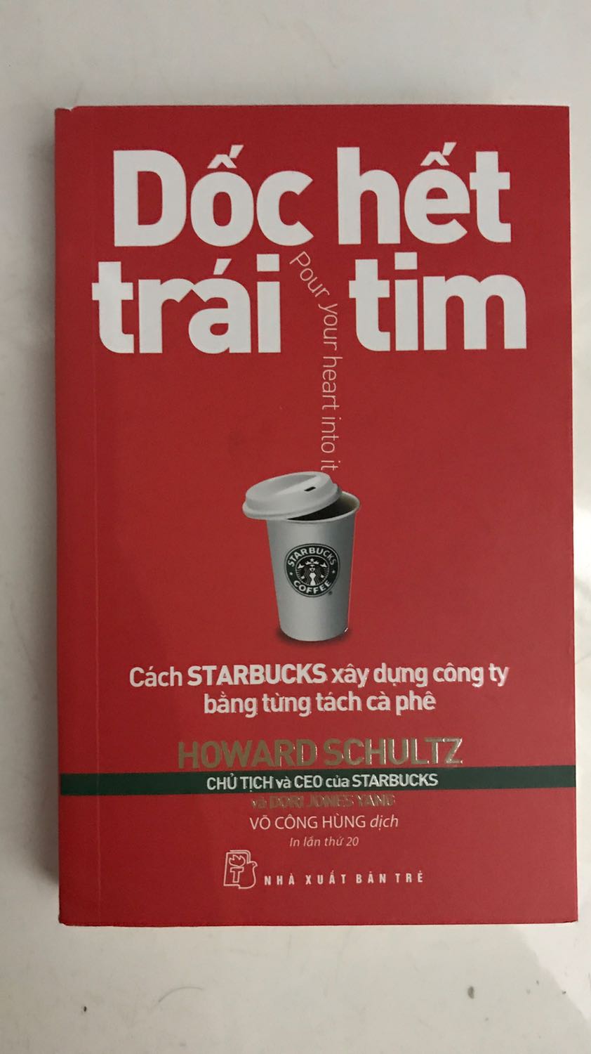 Fahasa giao hàng tuy hơi lâu, m có tiki now chắc do ko phải ở trung tâm, 2 ngày mới nhận dc, nhưng sản phẩm lại dc bao bọc kĩ càng, sách ko bị bẩn hay lỗi ngoại quan, nội dung m chưa đọc nên chưa rv