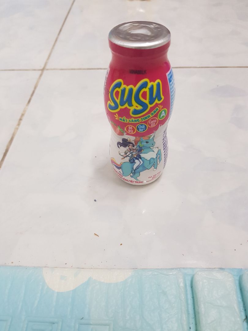 sản phẩm chất lượng tốt, giá thành rẻ, mẫu mã đẹp. bé nhà mình rất thích uống, hết hàng mình sẽ mua thêm. nhân viên giao hàng thân thiện, nhiệt tình.